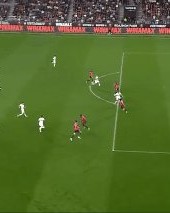 棋牌游戏-【法甲】雷恩1比3巴黎 穆阿尼建功姆巴佩失空门