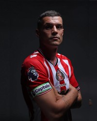 开云棋牌-官方：扎卡担任桑德兰新赛季的第一队长