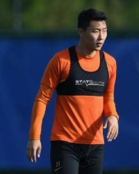 棋牌游戏-主力班底分崩离析 广州队告别辉煌沦为“球员超市”