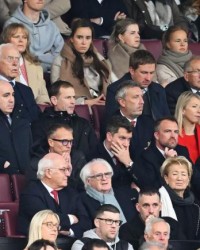 棋牌游戏-下课级表现后滕圣安全依旧，东家包容or酝酿风暴？